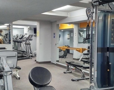 10201 Grosvenor Place - Photo Thumbnail 27