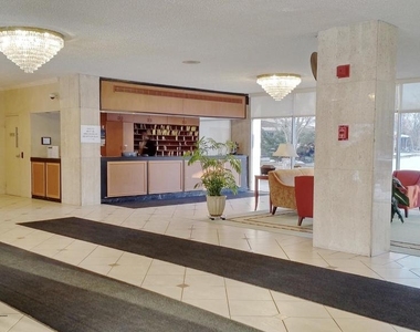 10201 Grosvenor Place - Photo Thumbnail 16