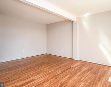 10231 Millstream Drive - Photo Thumbnail 4