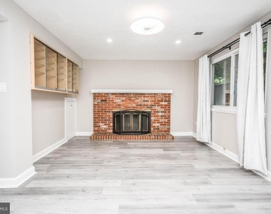 10231 Millstream Drive - Photo Thumbnail 22