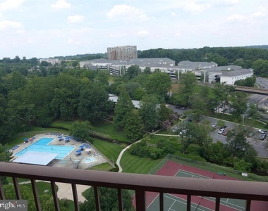 10101 Grosvenor Place - Photo Thumbnail 5