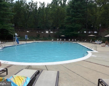 10101 Grosvenor Place - Photo Thumbnail 10