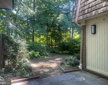 19002 Stedwick Drive - Photo Thumbnail 33