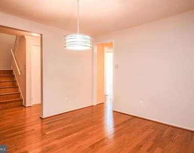 19002 Stedwick Drive - Photo Thumbnail 5