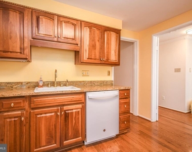 19002 Stedwick Drive - Photo Thumbnail 8