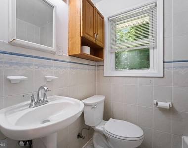 121 Whitmoor Terrace - Photo Thumbnail 8