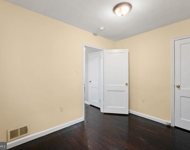 121 Whitmoor Terrace - Photo Thumbnail 16