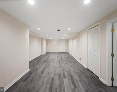 121 Whitmoor Terrace - Photo Thumbnail 4
