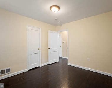 121 Whitmoor Terrace - Photo Thumbnail 11