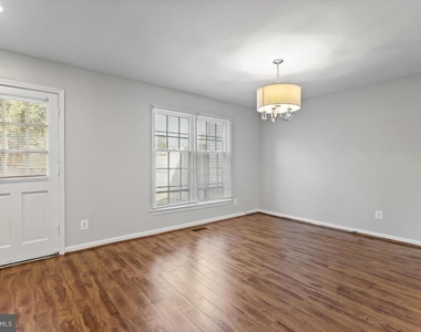 19202 Dunbridge Way - Photo Thumbnail 11