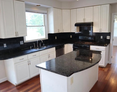 17105 Thatcher Court - Photo Thumbnail 2