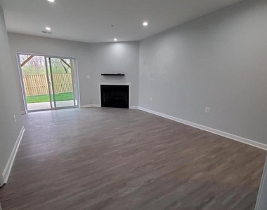 102 Garth Terrace - Photo Thumbnail 7