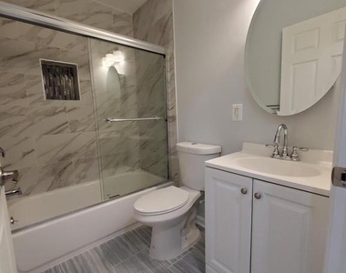 102 Garth Terrace - Photo Thumbnail 4