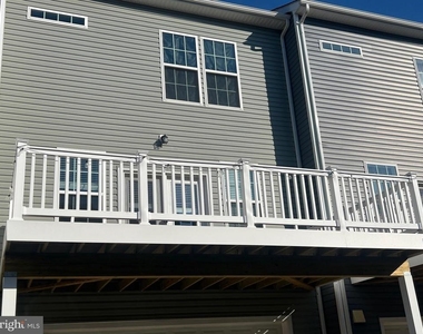 6050 Krantz Drive - Photo Thumbnail 23