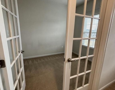 6503 Ballenger Run Boulevard - Photo Thumbnail 8