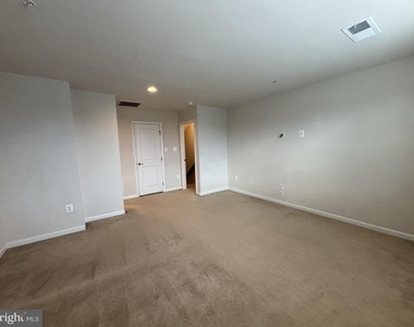 6503 Ballenger Run Boulevard - Photo Thumbnail 2