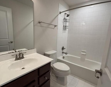6503 Ballenger Run Boulevard - Photo Thumbnail 9