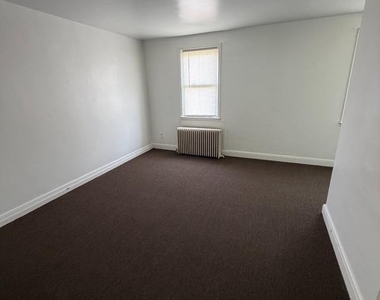 2936 Yorkway - Photo Thumbnail 7