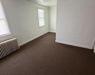 2936 Yorkway - Photo Thumbnail 6
