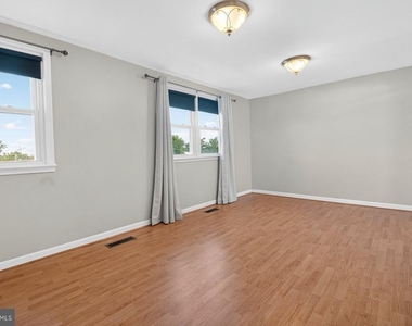 643 47th Street - Photo Thumbnail 21
