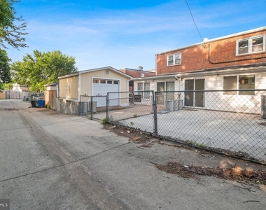 643 47th Street - Photo Thumbnail 15