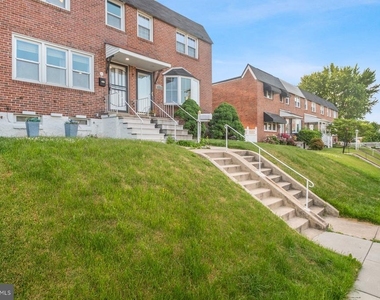 643 47th Street - Photo Thumbnail 30