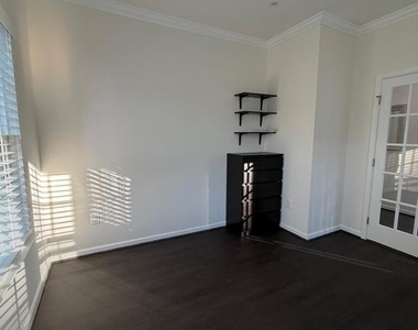 11543 Autumn Terrace Drive - Photo Thumbnail 4