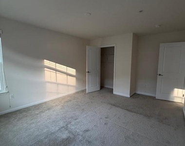 11543 Autumn Terrace Drive - Photo Thumbnail 25