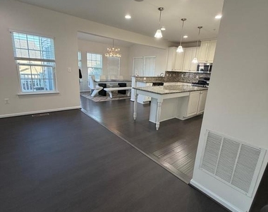 11543 Autumn Terrace Drive - Photo Thumbnail 10