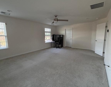 11543 Autumn Terrace Drive - Photo Thumbnail 34