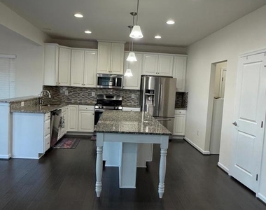 11543 Autumn Terrace Drive - Photo Thumbnail 9
