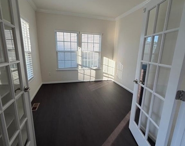 11543 Autumn Terrace Drive - Photo Thumbnail 1