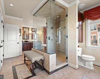 921 Valencia Court - Photo Thumbnail 44