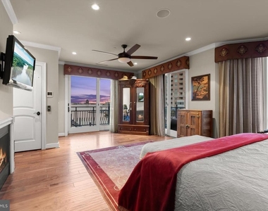 921 Valencia Court - Photo Thumbnail 31