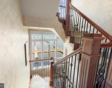 921 Valencia Court - Photo Thumbnail 49