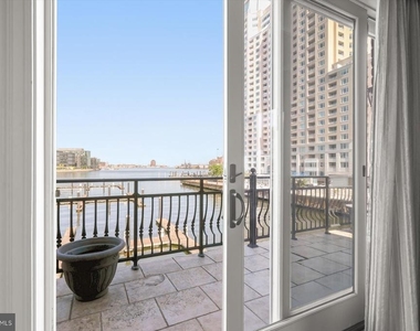 921 Valencia Court - Photo Thumbnail 32