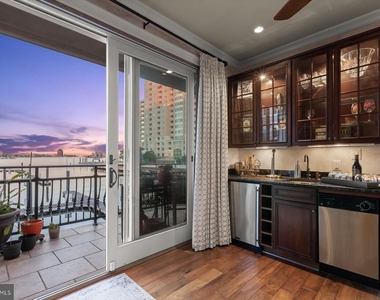 921 Valencia Court - Photo Thumbnail 16