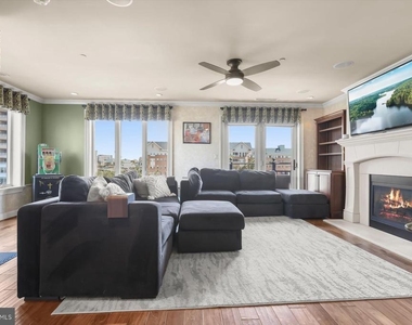921 Valencia Court - Photo Thumbnail 50