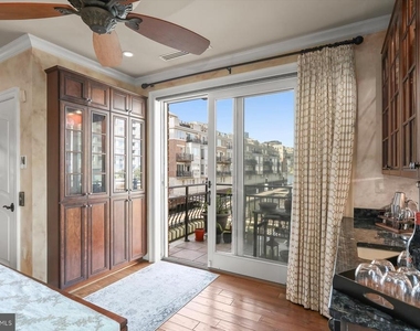 921 Valencia Court - Photo Thumbnail 14