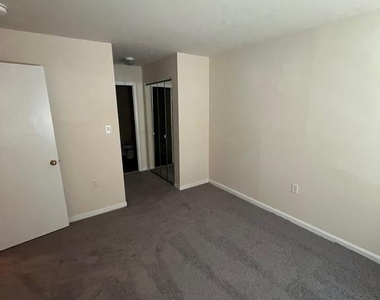 3 Andrew Place - Photo Thumbnail 11