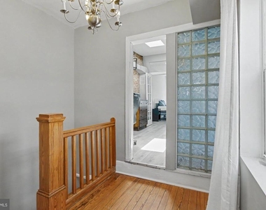 14 Poultney Street - Photo Thumbnail 18