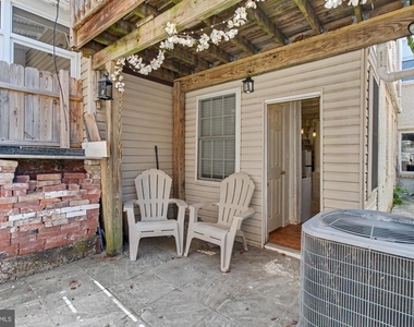 14 Poultney Street - Photo Thumbnail 16