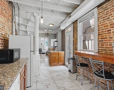 14 Poultney Street - Photo Thumbnail 13