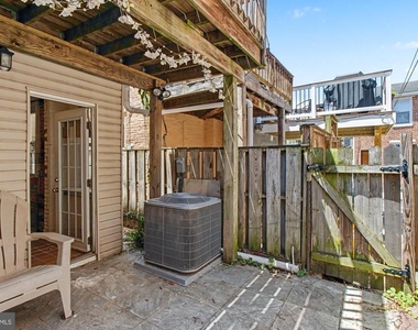 14 Poultney Street - Photo Thumbnail 17