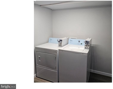 319 E 22nd Street - Photo Thumbnail 14