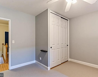 814 S Clinton Street S - Photo Thumbnail 41