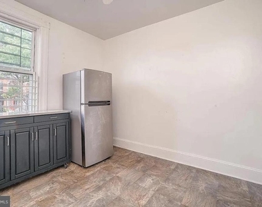 2740 #3 N Calvert Street - Photo Thumbnail 3