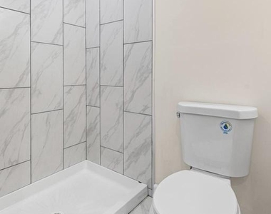 713 N Duncan Street - Photo Thumbnail 8