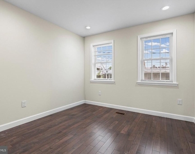 713 N Duncan Street - Photo Thumbnail 4