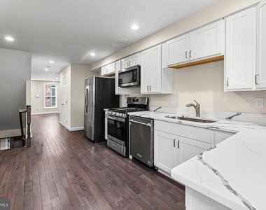 713 N Duncan Street - Photo Thumbnail 19